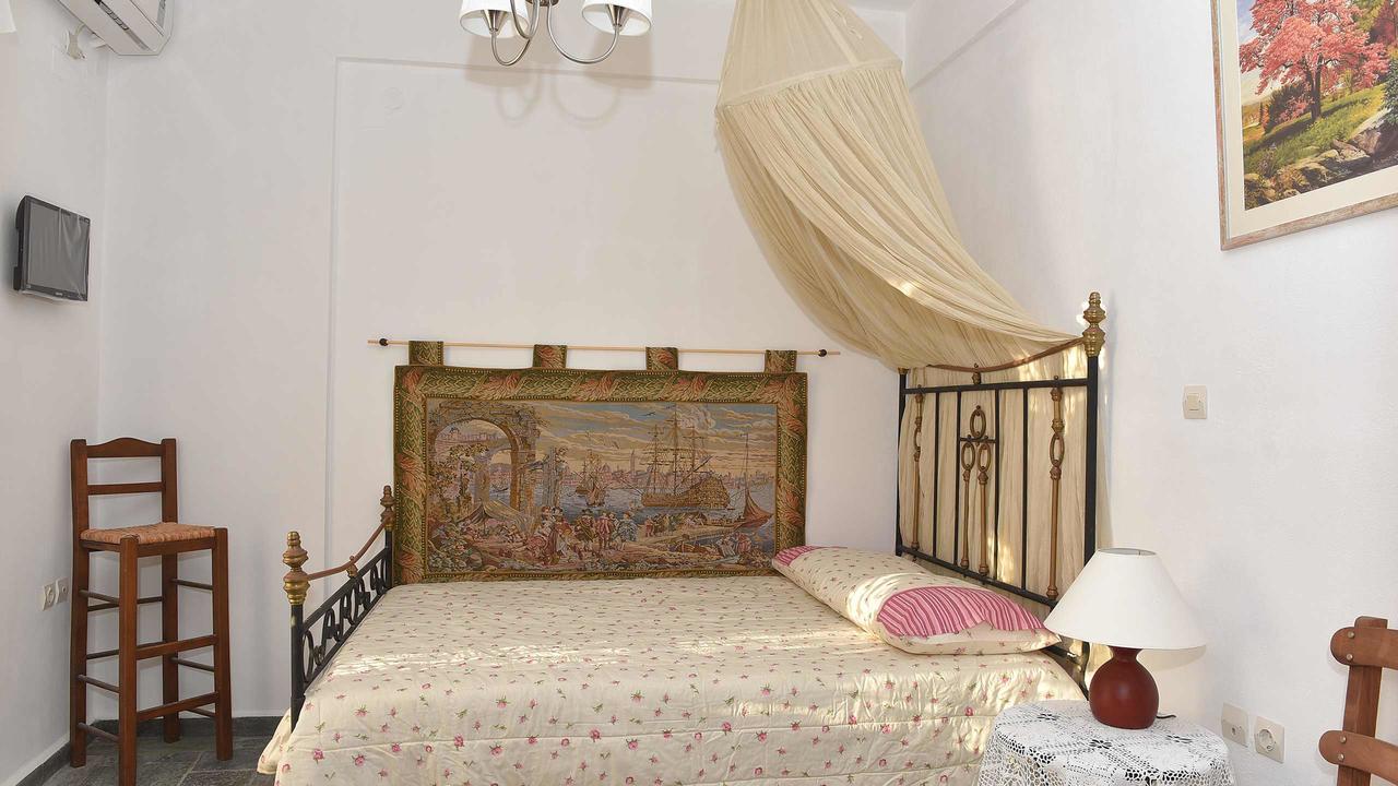 Anemos And Almyra Apartment Kini Exterior foto